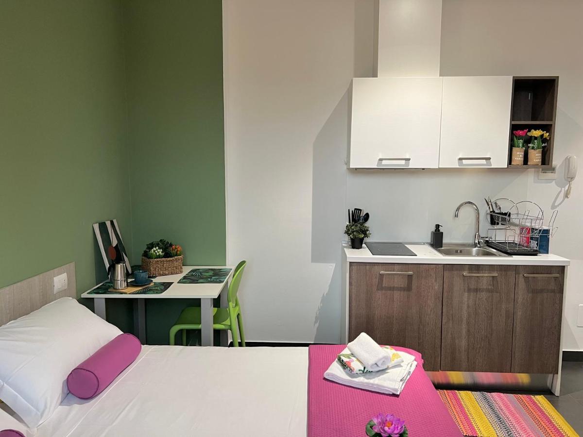 Bnbook Residence Matteotti Novara Bagian luar foto