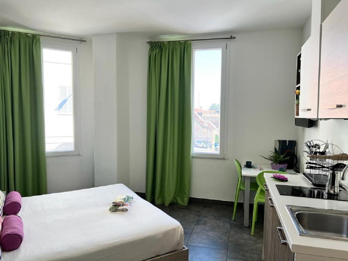 Bnbook Residence Matteotti Novara Bagian luar foto