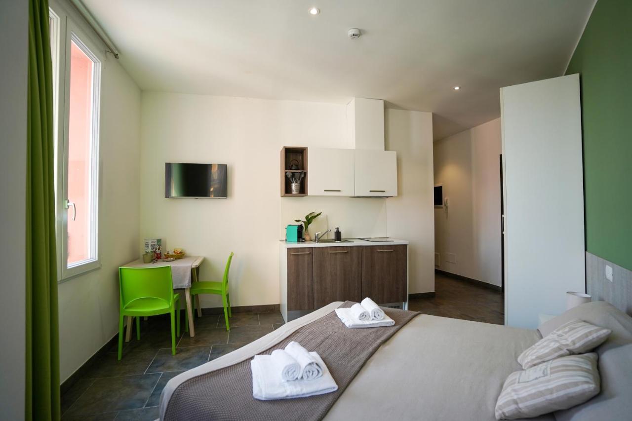 Bnbook Residence Matteotti Novara Bagian luar foto