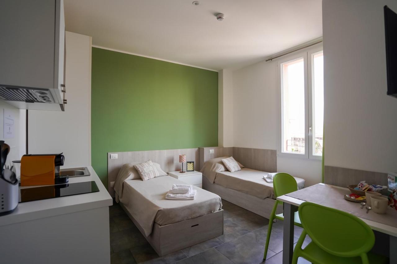 Bnbook Residence Matteotti Novara Bagian luar foto