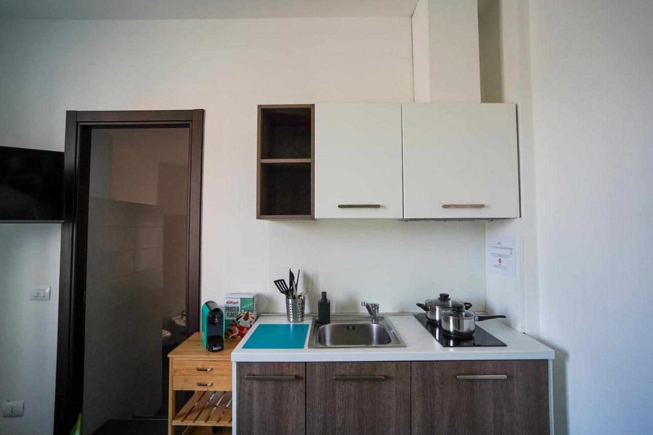 Bnbook Residence Matteotti Novara Bagian luar foto